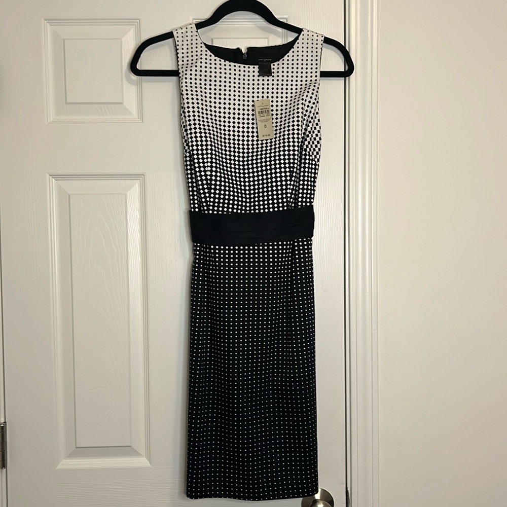 NWT Ann Taylor dress size 0. Black and white. Sleeveless